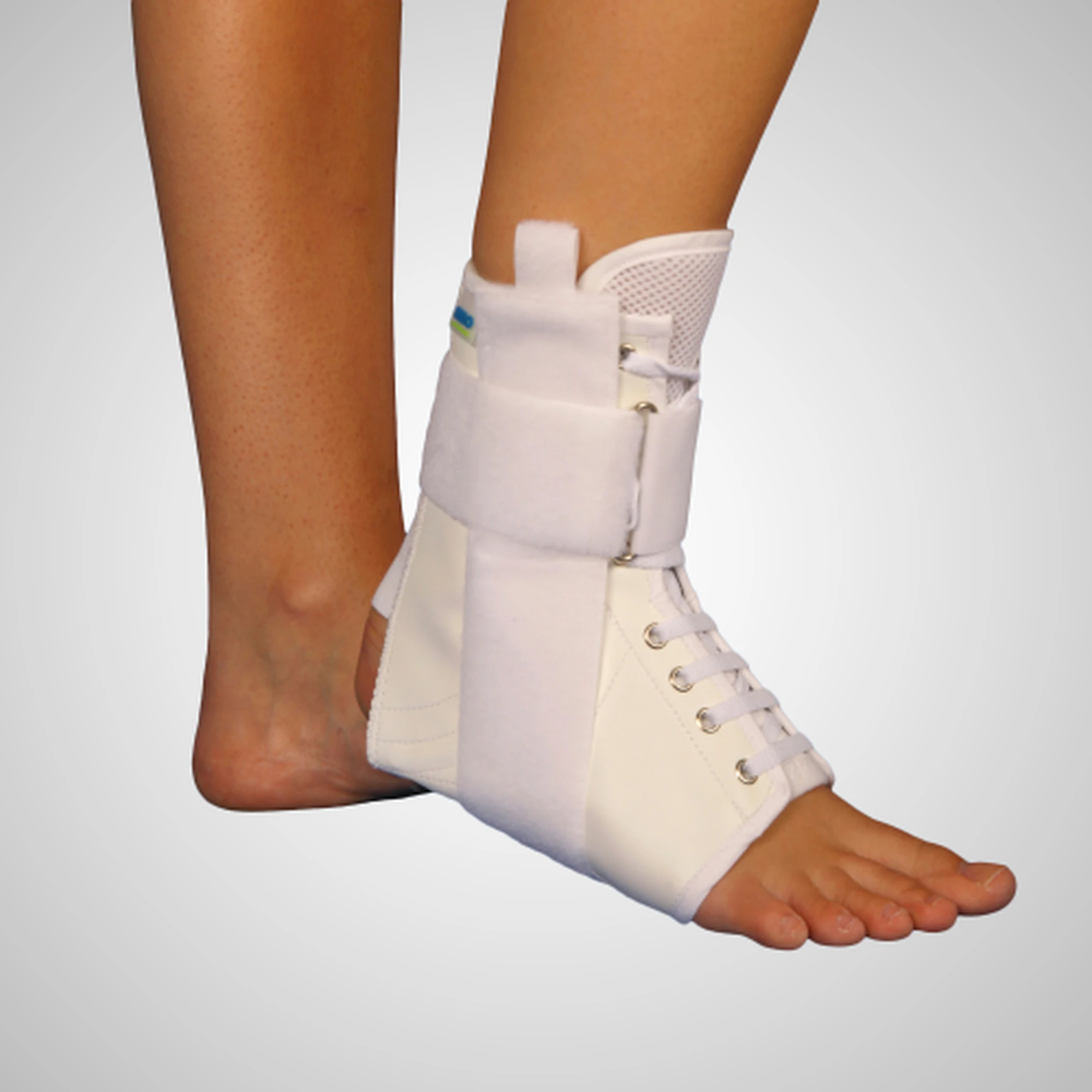 Tobillera Estabilizadora Antiesguinces Ortec